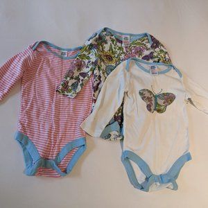 3 Long-sleeved Mini Boden onesies (6-12 months)